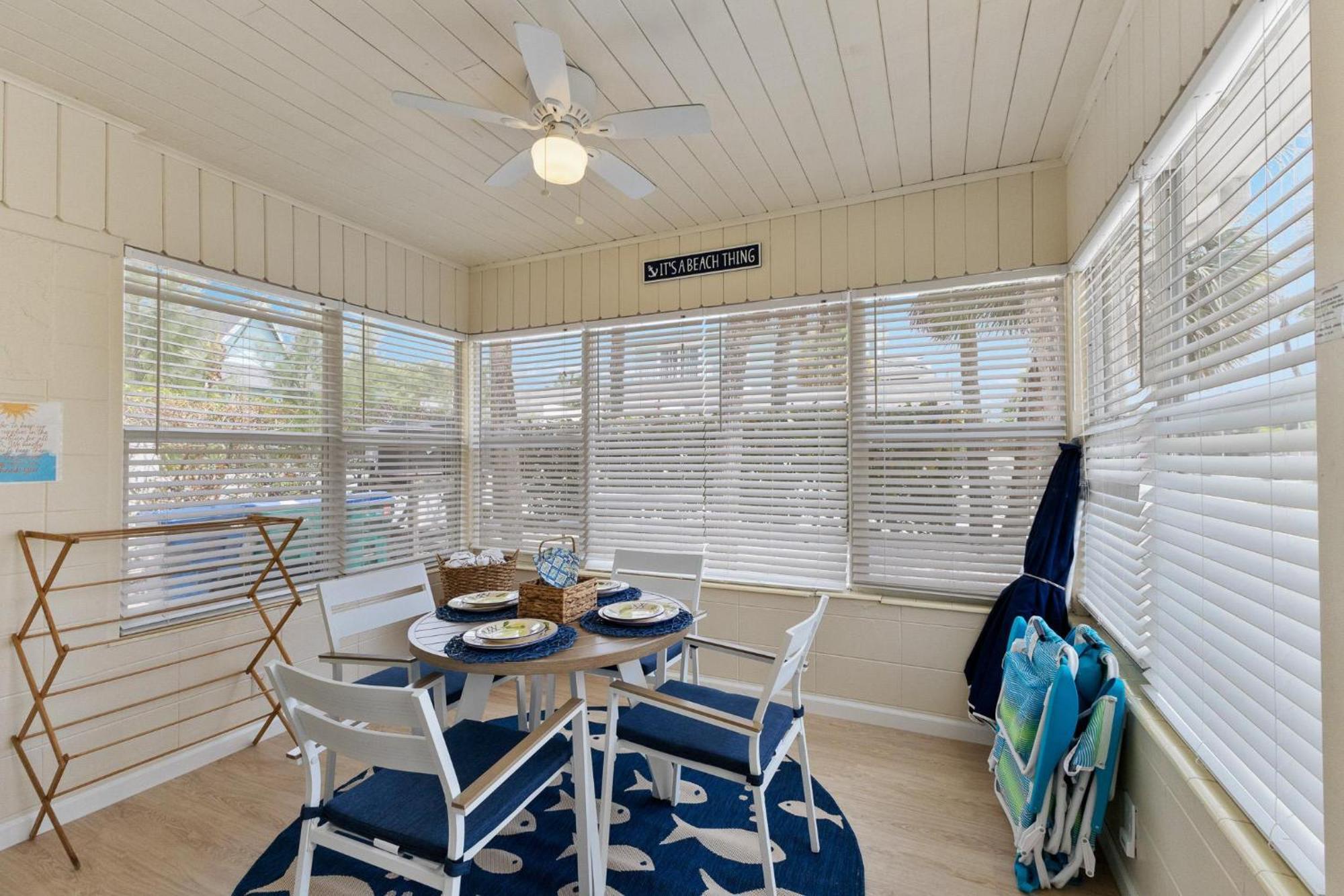 Whispering Waves East Villa Holmes Beach Bagian luar foto
