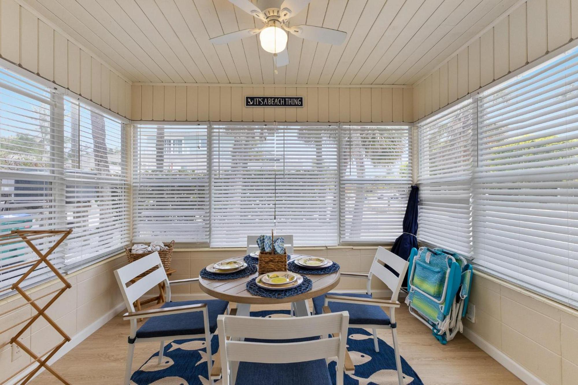 Whispering Waves East Villa Holmes Beach Bagian luar foto